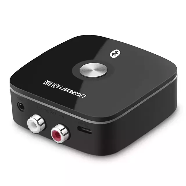 Adapter UGREEN Bluetooth 5.1 Empfänger aptX 2RCA / 3,5 mm Miniklinke schwarz (40759)