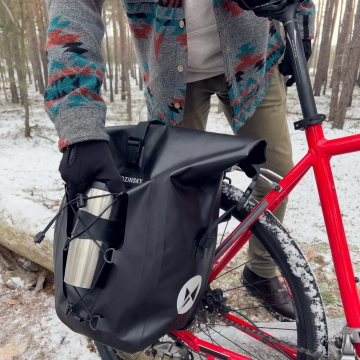 Wozinsky wasserdichte Fahrradtasche 25l schwarz (WBB24BK)