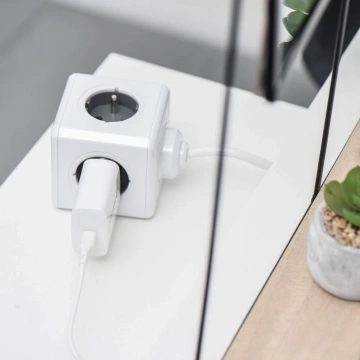 Szybka Ładowarka Forcell 25W PD QC 4.0 USB-C + kabel USB C do USB C biała