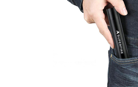 Superfire S11-X Taschenlampe, 700 lm, USB