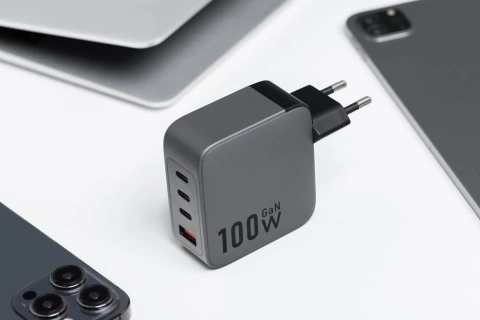 Forcell GaN 100W 3xUSB-C 1xUSB-A PD QC SFC-Wandladegerät