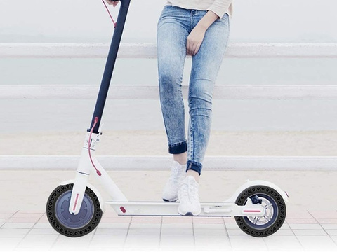 Alogy x1 8.5'' Tubeless Reifen für den Xiaomi Mijia M365 Black 02 Scooter