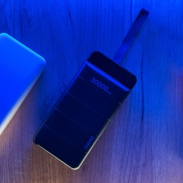 Dudao powerbank 30000 mAh 3x USB z lampką LED biały (K8s+ white)
