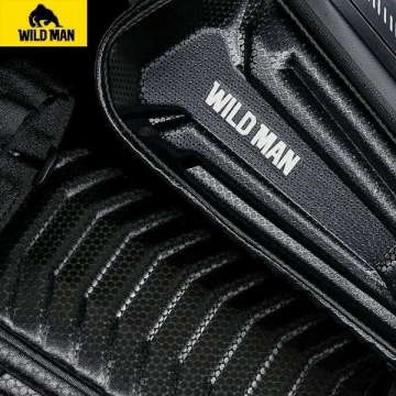 Torba rowerowa Wildman 1,2L Wodoodporna Czarna wejściem na słuchawki
