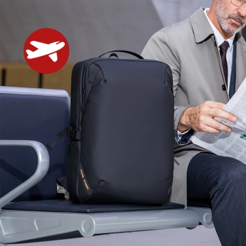 Mark Ryden 15,6" Laptop-Reiserucksack, wasserdicht, 21 l Fassungsvermögen, mit Schlüsselanhänger und Pfeife, 44 x 29 x 17 cm – Schwarz