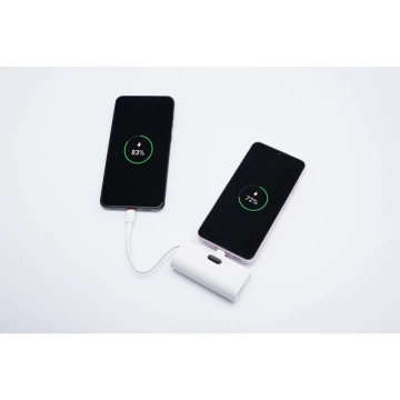 FORCELL F-ENERGY Power Plug F5K3 Powerbank mit integriertem Typ-C PD-Anschluss 20W 5000mAh Weiß