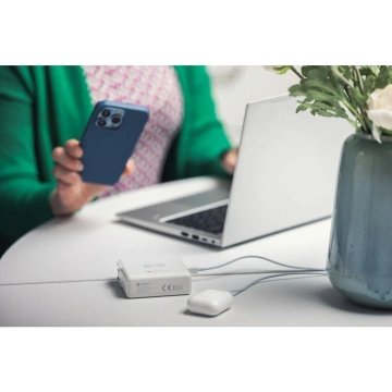 Forcell 4in1 Reiseladegerät 8000mAh QC3.0 USB-C Powerbank Induktion