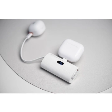 FORCELL F-ENERGY Power Plug F5K3 Powerbank mit integriertem Typ-C PD-Anschluss 20W 5000mAh Weiß