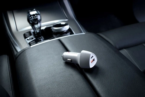 Forcell Carbon 38W PD 3.0 QC 3.0 USB-C und USB-Autoladegerät