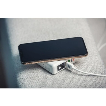 Forcell 4in1 Reiseladegerät 8000mAh QC3.0 USB-C Powerbank Induktion