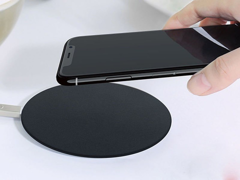USAMS 10W US-CD24 iPhone 8 X MFI Induktionsladegerät schwarz