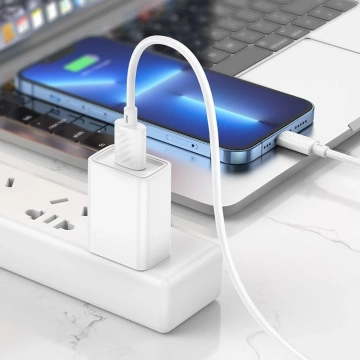 HOCO USB-A auf Lightning-Kabel X88 1 m, weiß, PVC, 2,4 A, Laden und Daten