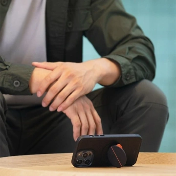 UNIQ Novo Handyhülle für Apple iPhone 14 Pro 6.1" Schwarz/Mitternachtsschwarz