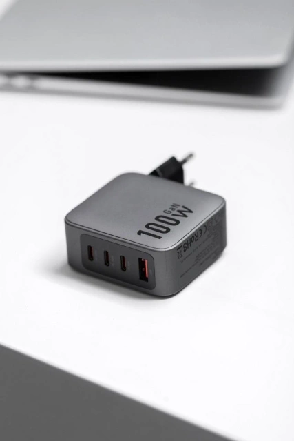 Forcell GaN 100W 3xUSB-C 1xUSB-A PD QC SFC-Wandladegerät