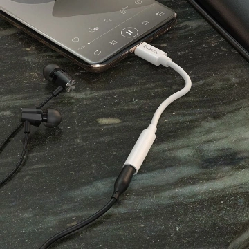 HOCO AUX-Adapter Typ C auf Klinke 3,5 mm LS30 Weiß