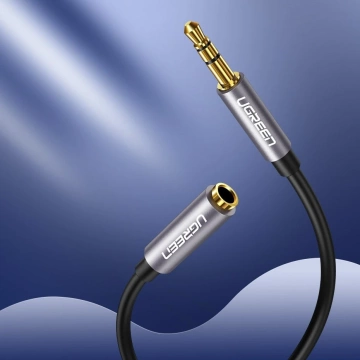 UGREEN Kabel AUX-Verlängerungskabel 3,5 mm Miniklinke 1m Silber (10592)