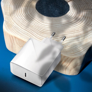 Forcell Wandladegerät mit USB-C Typ C 3A 45W PD QC 4.0 Stecker Weiß