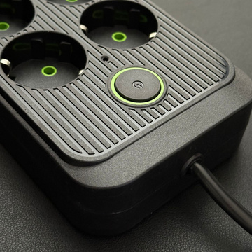 Verlängerungskabel Steckdosenleiste 6 Steckdosen AC EU-Steckdosen 4x USB USB-C Typ C-Steckdosen 2500 W Schwarz